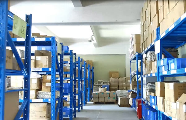 陽(yáng)昶精密制造倉(cāng)庫(kù)