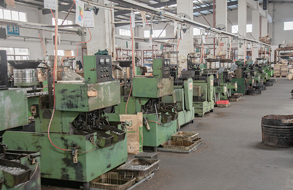 陽昶精密制造生產(chǎn)車間